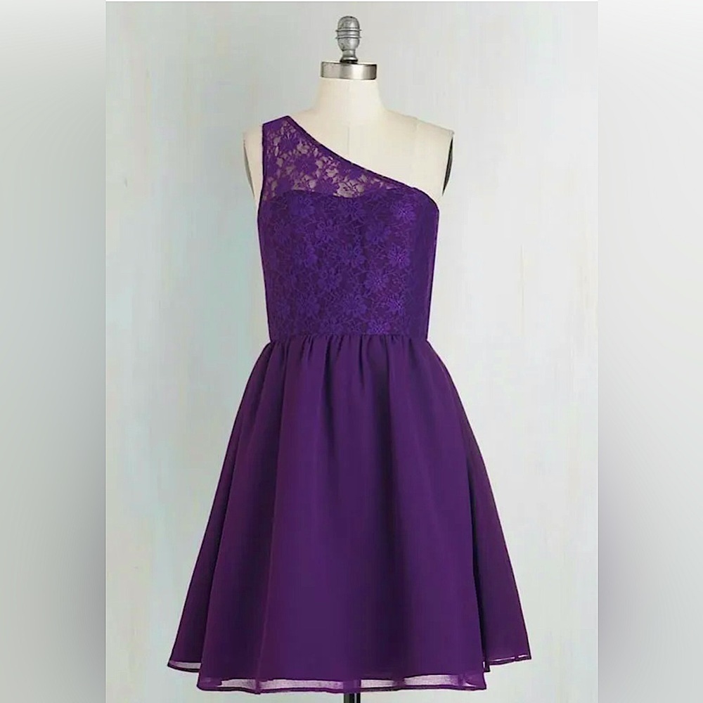 Purple Dress Lace Bodice One Shoulder Fit & Flare Party Special Occasion Medium
